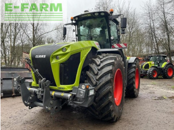 Trator CLAAS Xerion