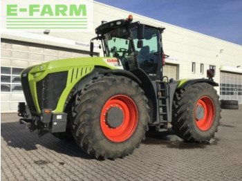 Trator CLAAS Xerion 5000