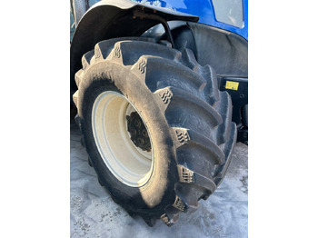 Trator NEW HOLLAND T7.270