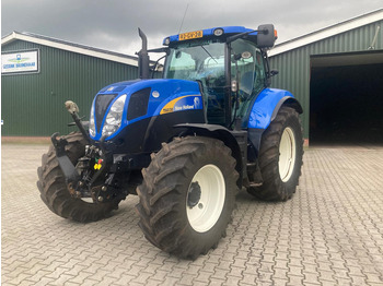 Trator NEW HOLLAND T6000