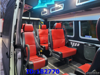 Autocarro MERCEDES-BENZ Sprinter 319