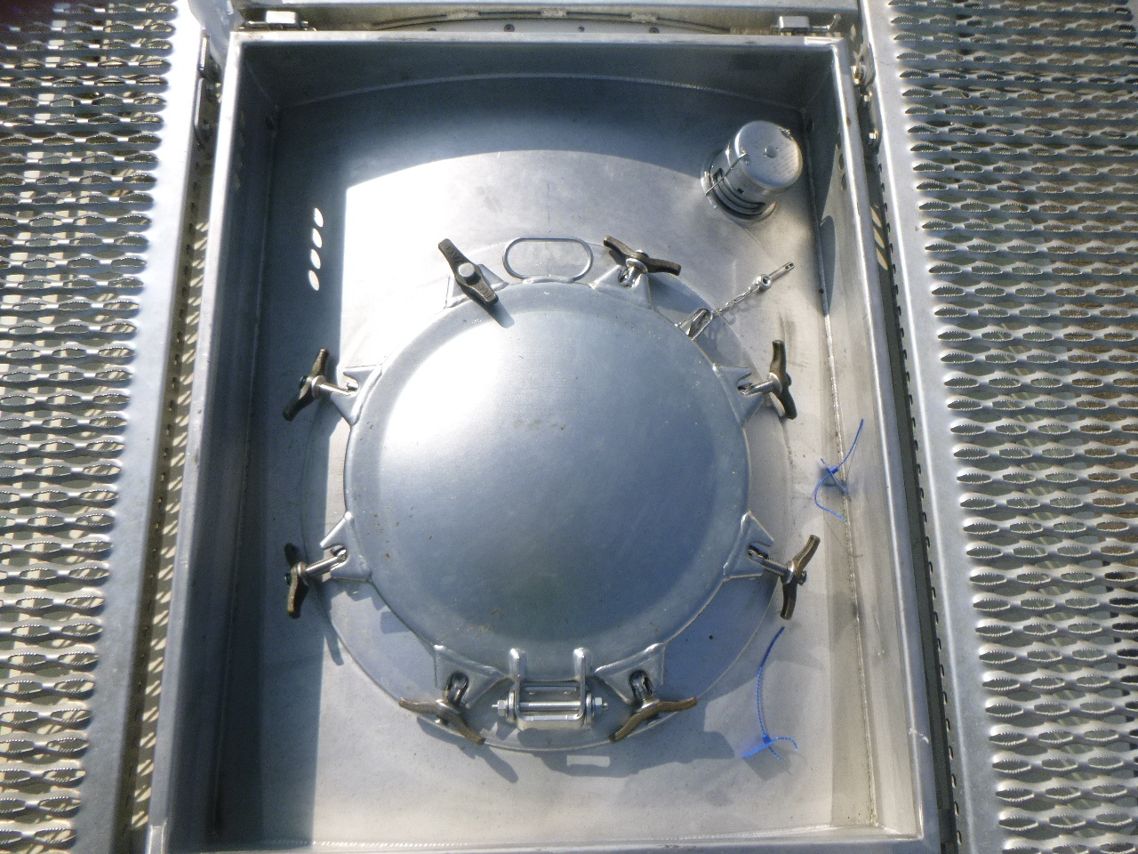 Contentor cisterna, Semi-reboque Danteco Food tank container inox 20 ft / 25 m3 / 1 comp: foto 15
