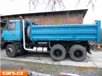 Tatra T815-2 S3 - Camião basculante