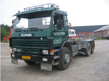 SCANIA 92 H IC - Camião transportador de contêineres/ Caixa móvel