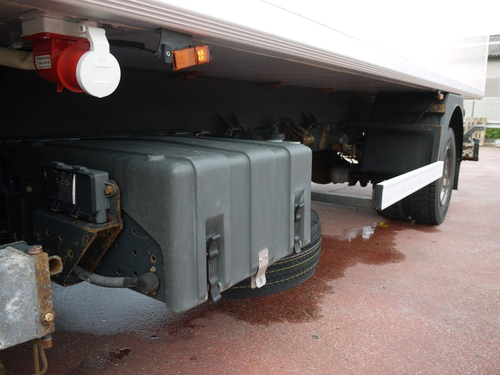 Camião frigorífico Iveco 75E18 EUROCARGO KUHLKOFFER THERMOKING MD300: foto 16