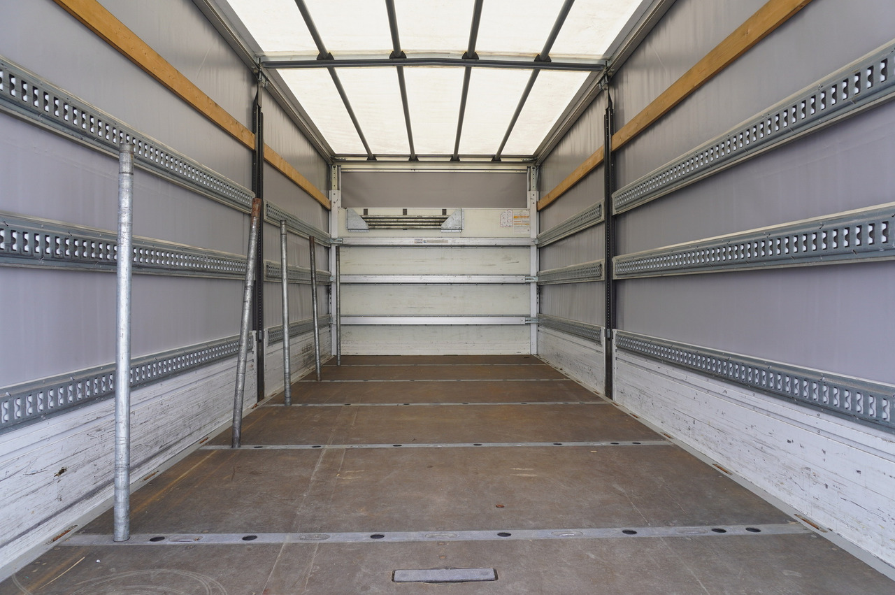 Camião de lona MERCEDES-BENZ Atego 818 E6 Sideboard-Tilt 15 pallets / Tail lift: foto 18