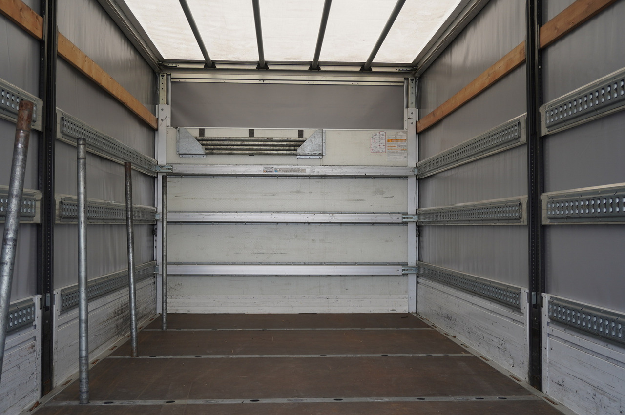Camião de lona MERCEDES-BENZ Atego 818 E6 Sideboard-Tilt 15 pallets / Tail lift: foto 19