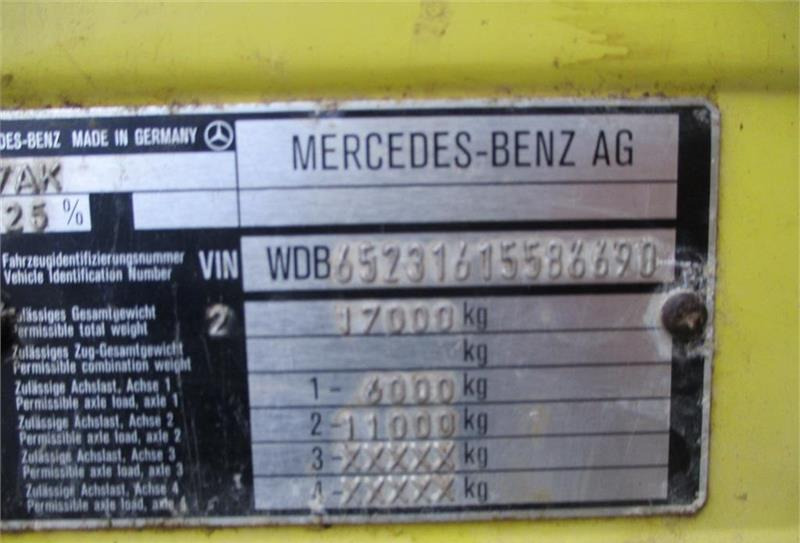 Leasing de Mercedes-Benz 1717 med 4WD, differentialespærre og kran  Mercedes-Benz 1717 med 4WD, differentialespærre og kran: foto 24