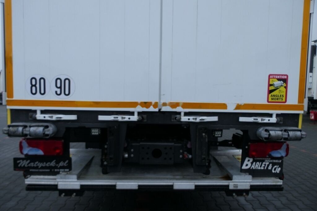 Camião de lona Renault T 460 Curtain side 9,15 m + tail lift: foto 27