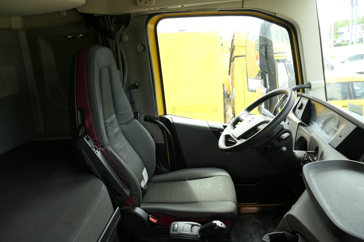 Camião transportador de contêineres/ Caixa móvel VOLVO FH 26.420 6x2 BDF LBW KLIMA AHK: foto 8