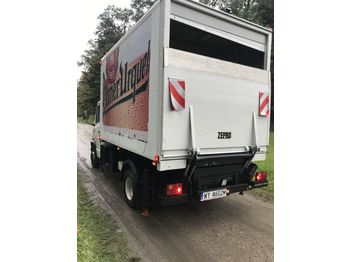 MERCEDES-BENZ 711 Airport Catering Service Truck - Equipamento aeroportuário