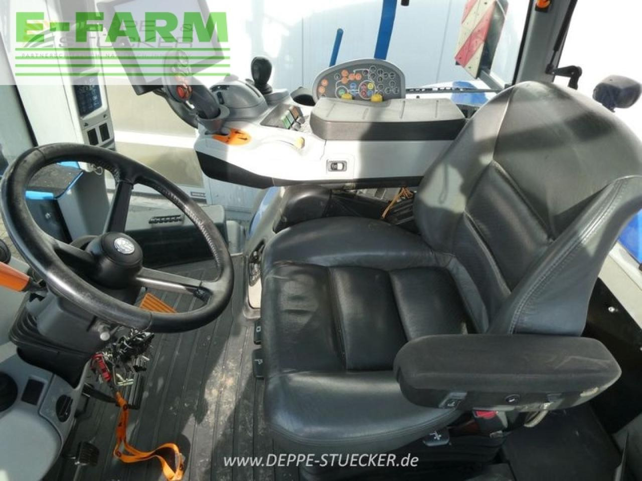 Trator New Holland t8 390: foto 12