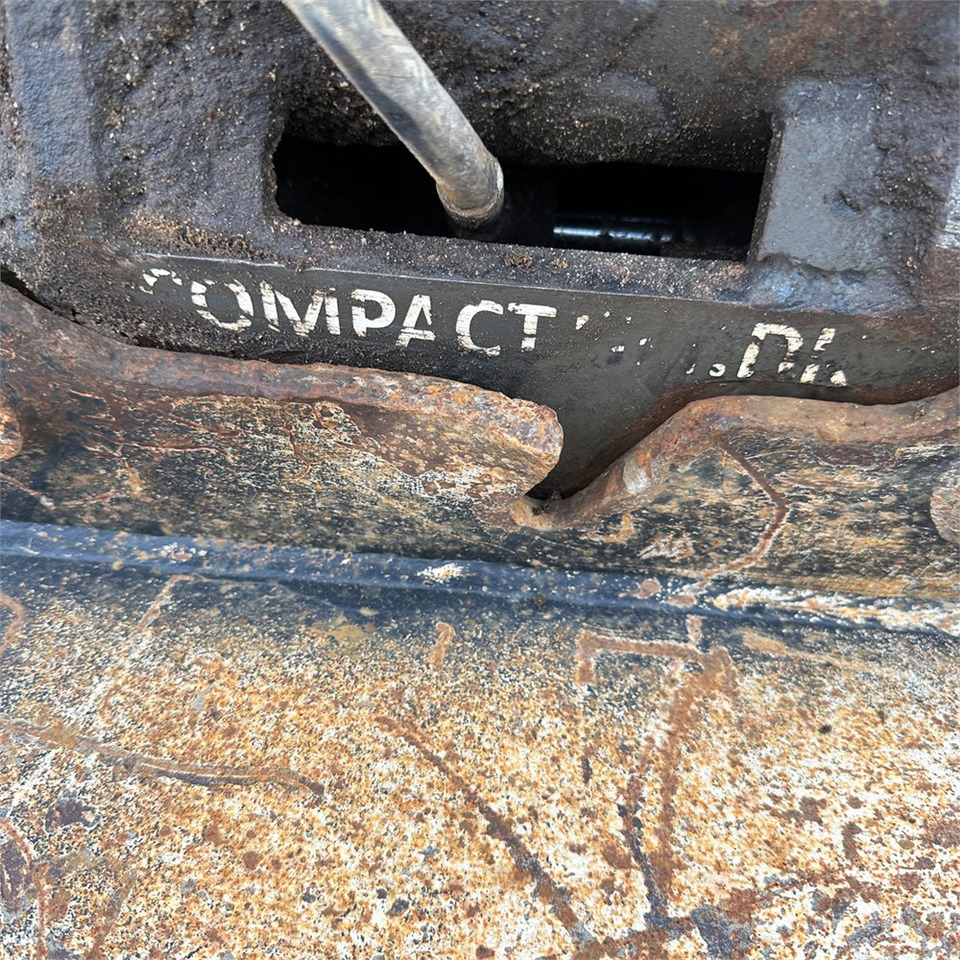 Mini escavadeira Bobcat E45: foto 28