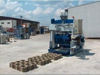 SUMAB E-12 (2000 blocks/hour) Movable block machine. Swedish Quality! - Equipamento de betão