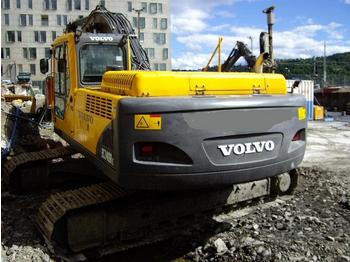 Volvo EC240BLC - Escavadeira de rodas