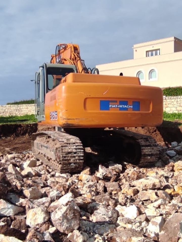 Escavadora de rastos FIAT HITACHI EX215: foto 11