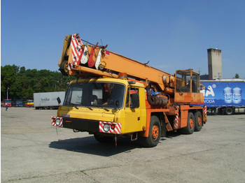 Tatra 815 AD28 6x6 - Grua móvel