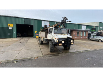 Mercedes-Benz U1450 Unimog Knebel HY79 - Máquina de perfuração