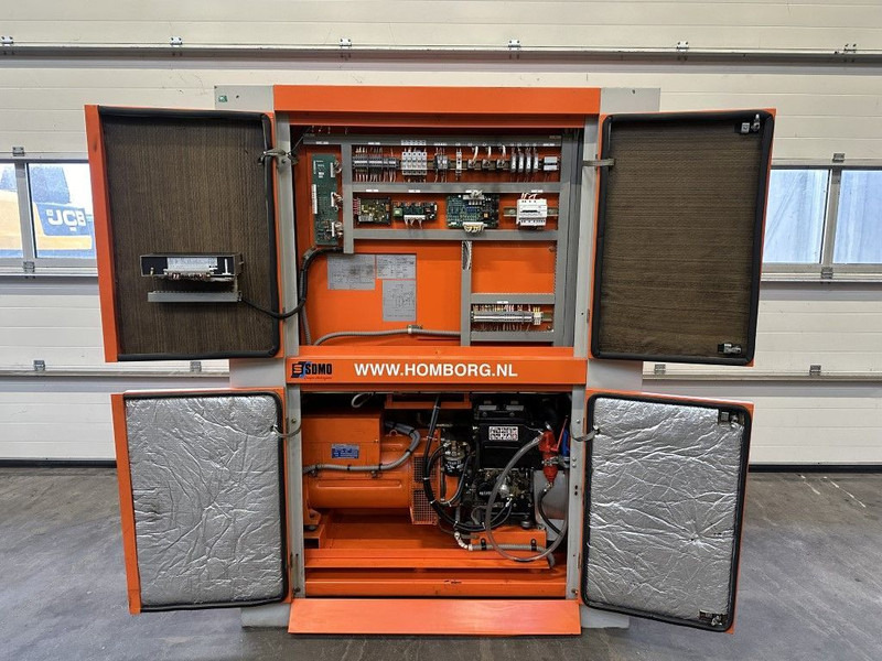 Gerador elétrico SDMO Safari Ruggerini Mecc Alte Spa 8 kVA Silent generatorset as New ! 1021 hours: foto 3