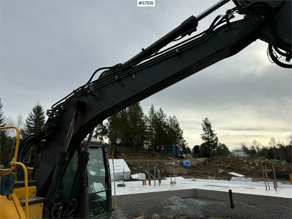 Escavadora de rastos Volvo ECR145DL Crawler excavator with rotor and buckets: foto 49