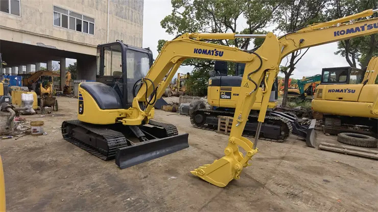 Mini escavadeira secondhand machine KOMATSU PC35 3.5 ton digger excavator PC55 5 ton mini excavator for sale: foto 5