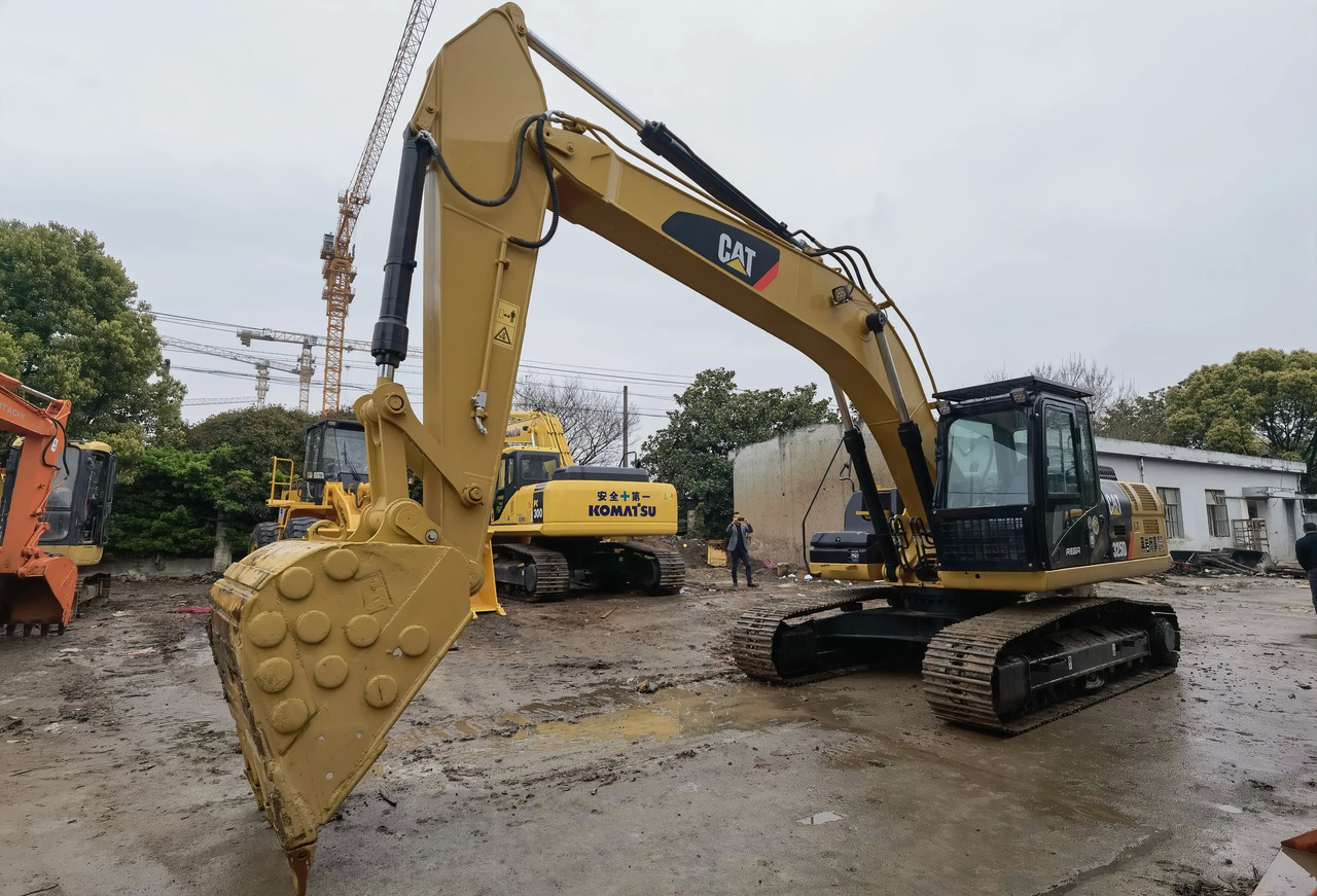 Escavadora de rastos used cat325d excavators caterpillar 325D excavator machine 325D 330D second hand excavators: foto 3