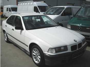 BMW 320i - Automóvel