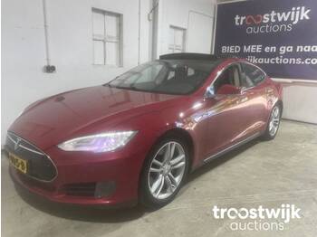 Tesla 70D Base - Automóvel