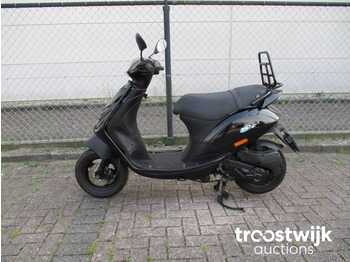 Piaggio Zip 50 4T - Motocicleta