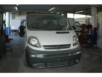 OPEL V.COM6ACR 1.9CDTI COR2700  100cv Vivaro - Minibus