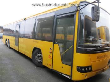 Ônibus suburbano Volvo 8700 B12BLE: foto 1