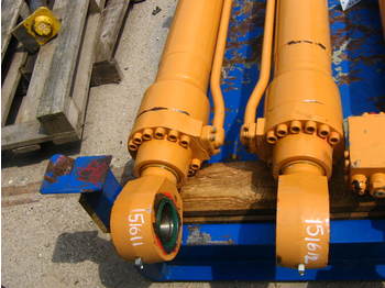 Case WX185 - Cilindro hidráulico