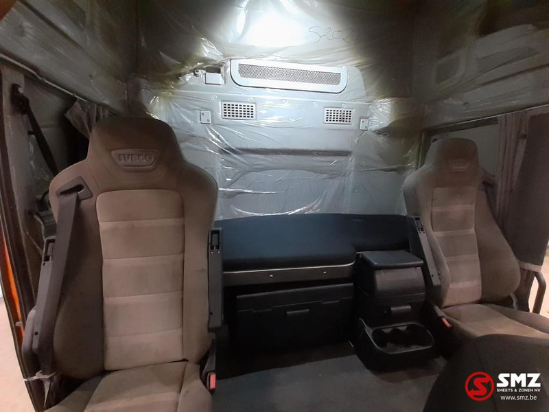 Cabine e interior por Camião Iveco Occ cabine compleet Iveco Stralis HI Way euro 6: foto 14