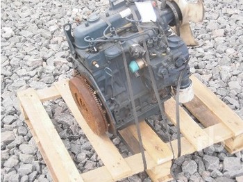 Kubota B1105 - Motor e peças