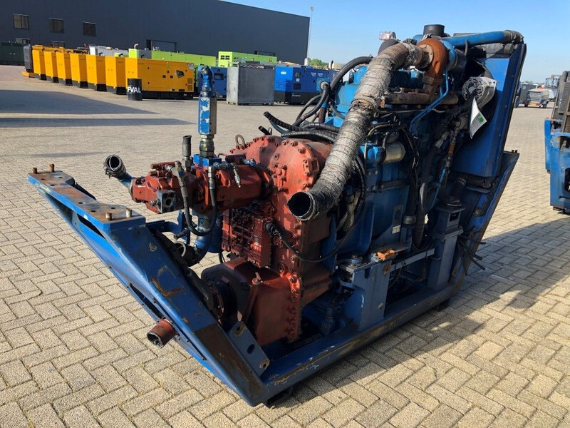 Motor Sisu Valmet Diesel 74.234 ETA 181 HP diesel enine with ZF gearbox: foto 10