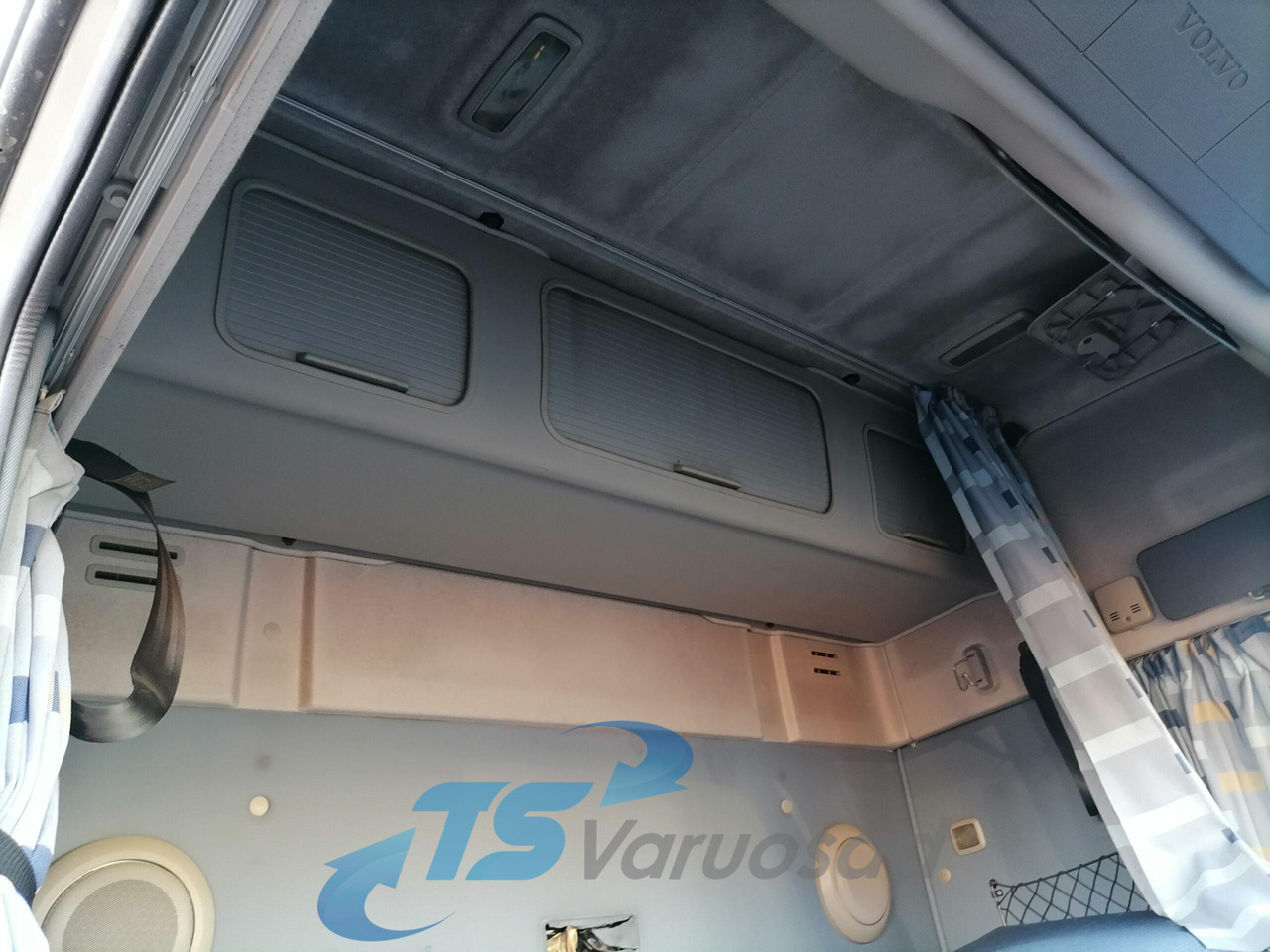 Cabine e interior por Camião Volvo Volvo kabiin 85111210: foto 17