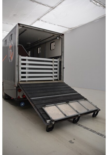 Semi-reboque para cavalos DESOT Horse trailer (10 horses): foto 7