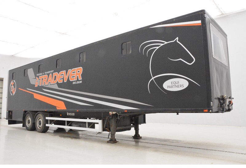 Semi-reboque para cavalos DESOT Horse trailer (10 horses): foto 3