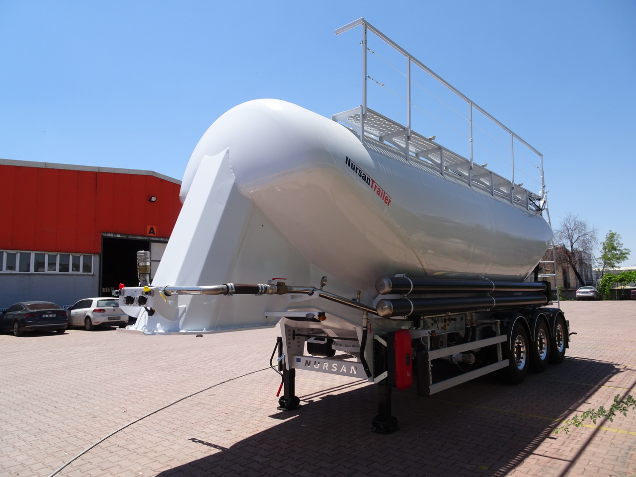 Semirreboque silo para transporte de silagem novo NURSAN Aluminium W Type Silo: foto 8