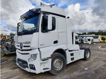 Tractor Mercedes-Benz Actros 1843 2018y. 4x2 ONLY FOR PARTS: foto 1