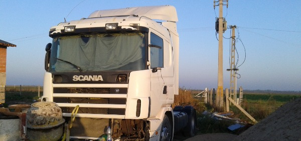 Tractor Scania 420: foto 2