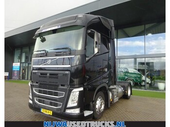 Tractor Volvo FH 420 LNG ACC + LDWS Globetrotter 4X2: foto 1