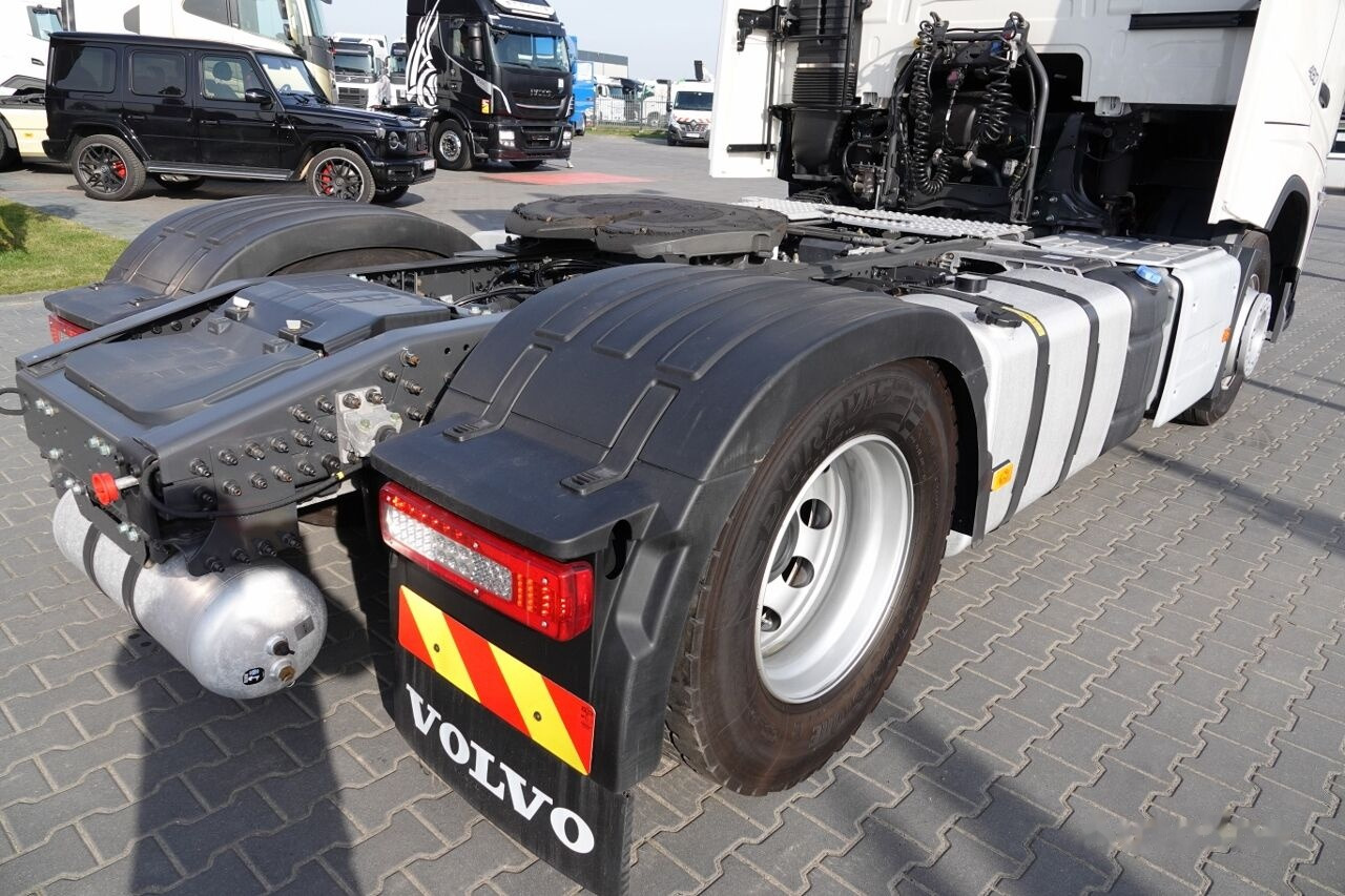 Tractor Volvo VOLVO FH 460 / 70 tys.km. / I-SHIFT / 2023 ROK / NOWY /: foto 22