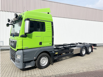 Camião transportador de contêineres/ Caixa móvel MAN TGX 26.540