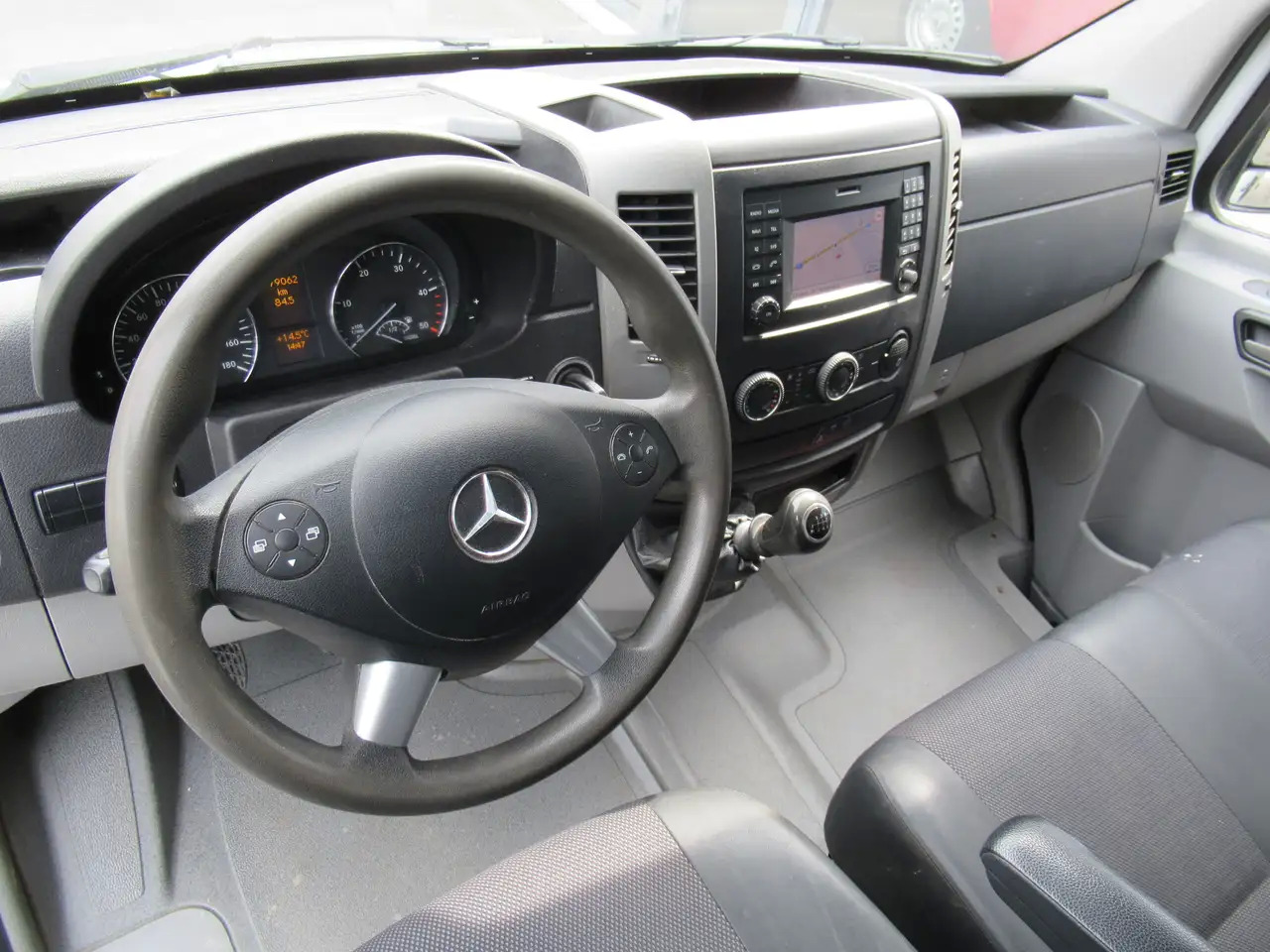 Carrinha de caixa aberta Mercedes-Benz Sprinter 316 cdi, plateau,airco, navi , 20500€+tva/btw: foto 10