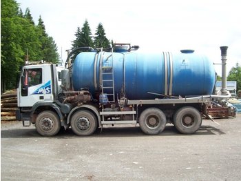 Iveco Euro Trakker 19 m³ Tankvolumen Wasserwagen - Veículo municipal/ Especial