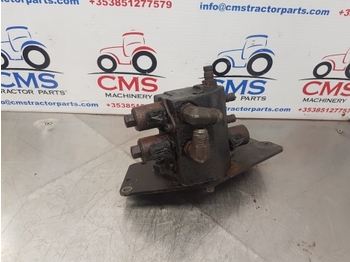 Massey Ferguson 5455 Wet Clutch Pressure Valve 3795681m14 - Embreagem e peças: foto 3