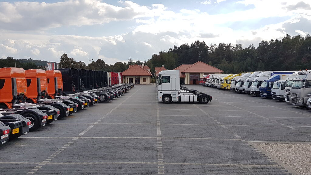 DUETDUDA - veículos a venda undefined: foto 13