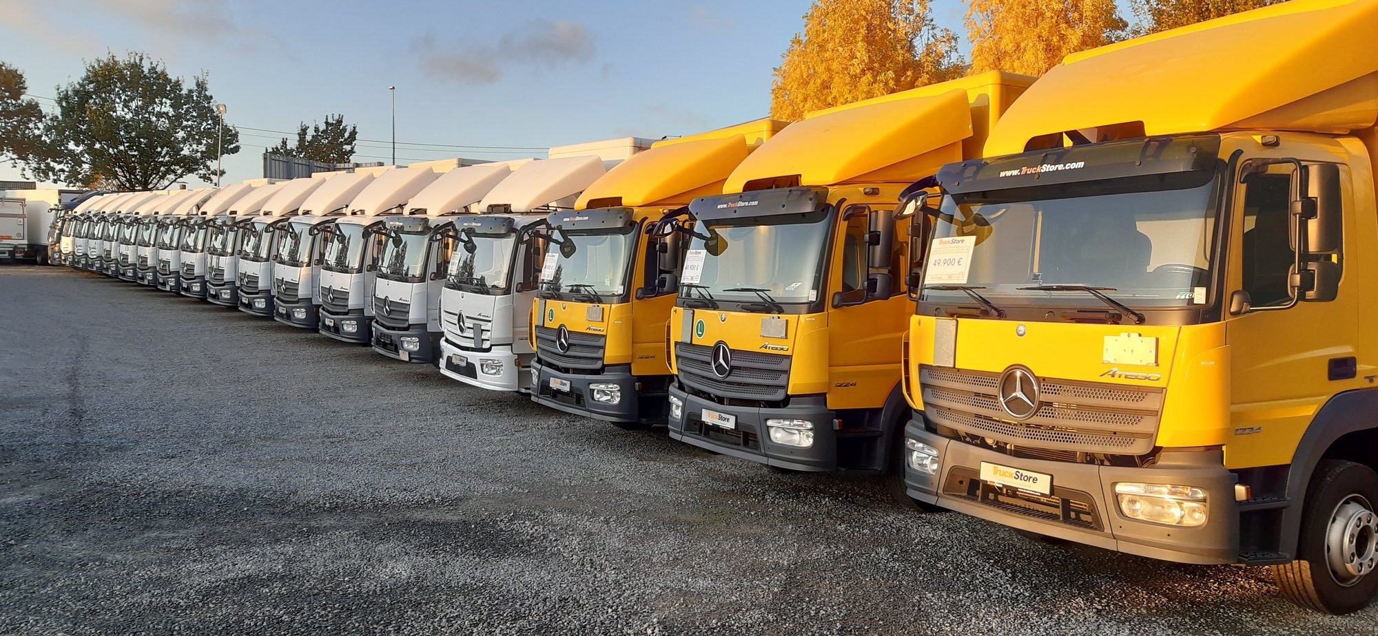 TruckStore Brussels - Tractores MERCEDES-BENZ undefined: foto 1