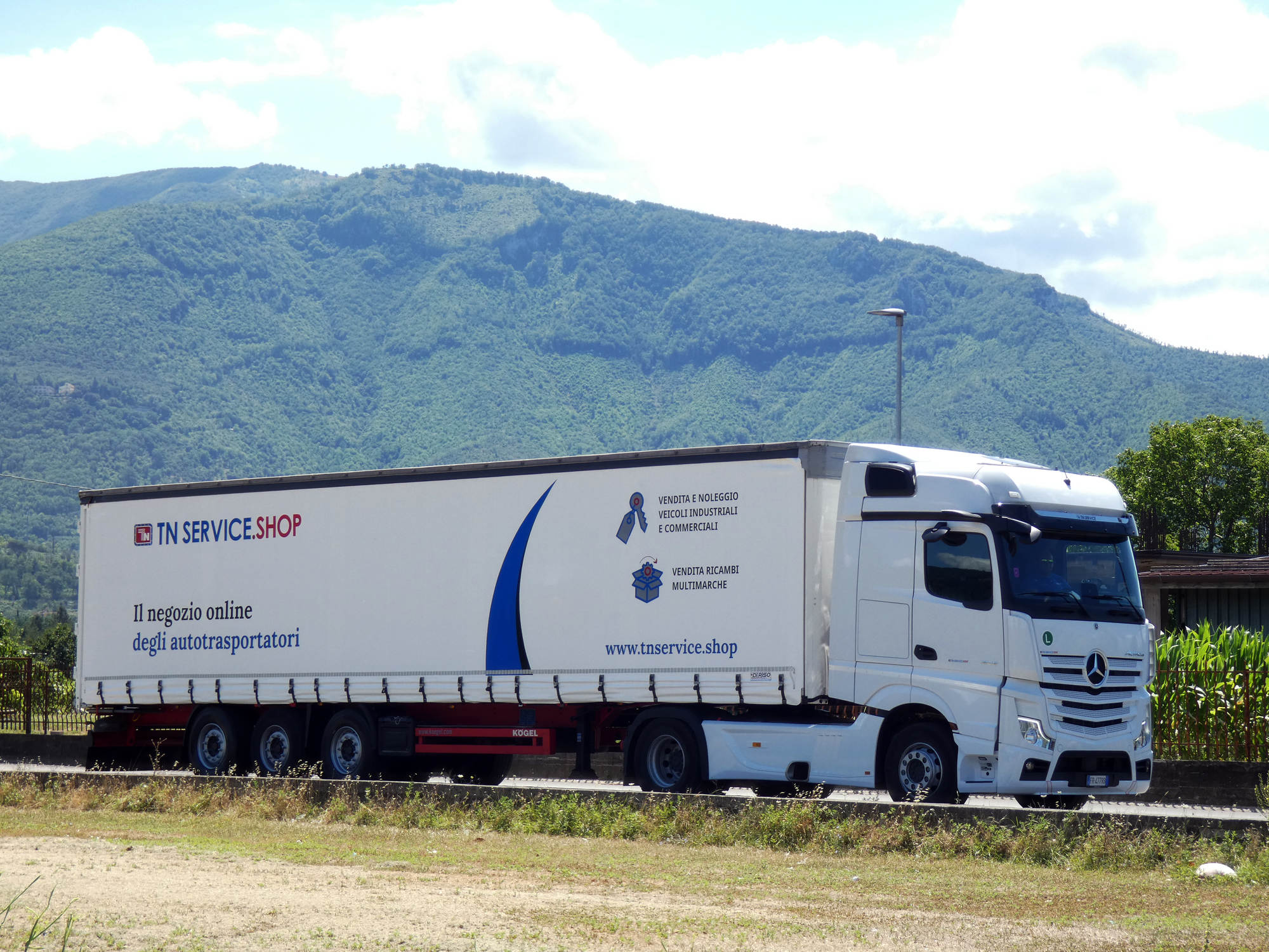 TN Service srl - veículos a venda undefined: foto 14